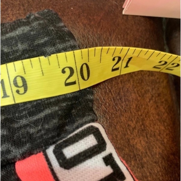 NWOT BOBBIE BROOKS PLUS SIZE SWEATPANTS W/LOVE DOWN EACH LEG. - Picture 5 of 6